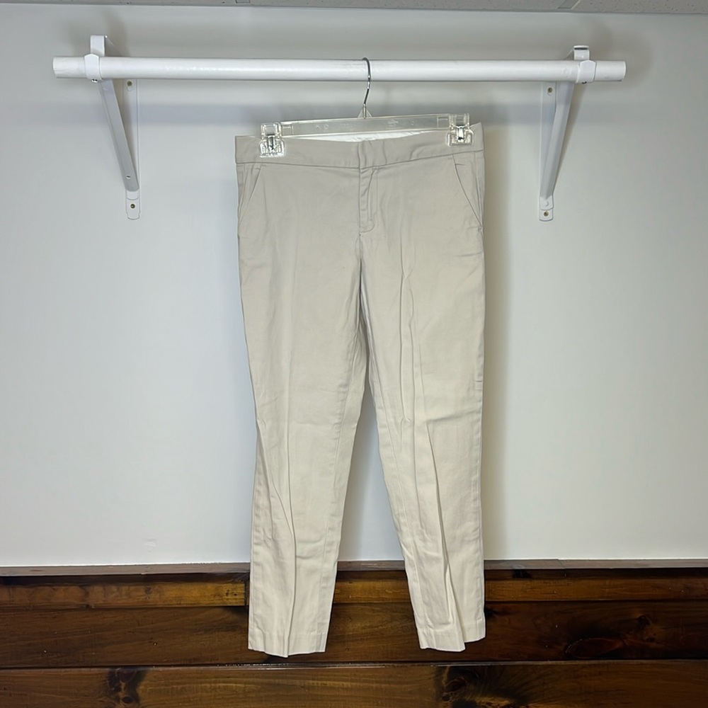 Tommy Hilfiger Ankle Length Khakis- 6